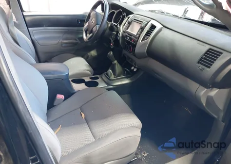 2013 Toyota Tacoma Base V6 z USA, uszkodzony, nr VIN 5TFLU4ENXDX076299